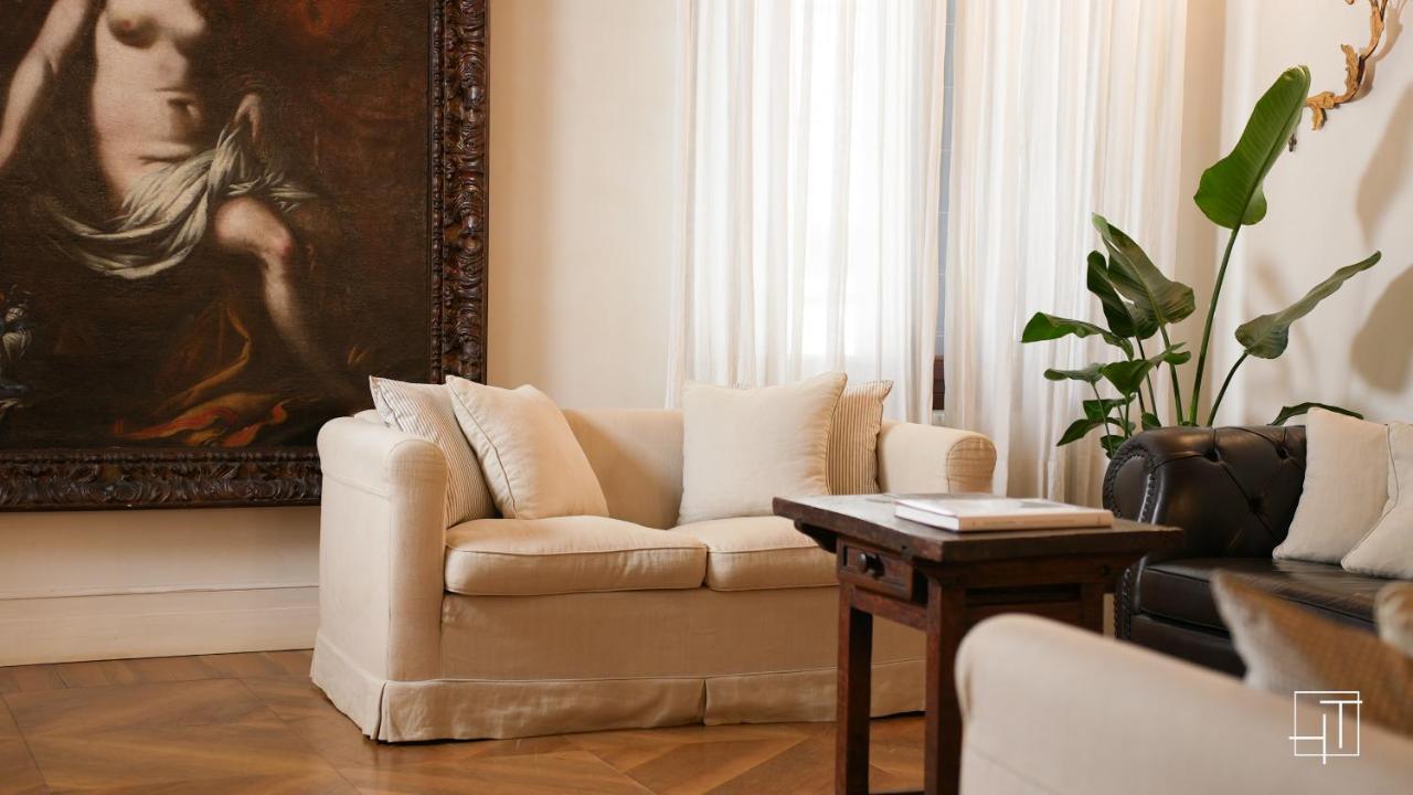 Ht - Casa Del Pittore In Piazza Delle Erbe Padova Bagian luar foto